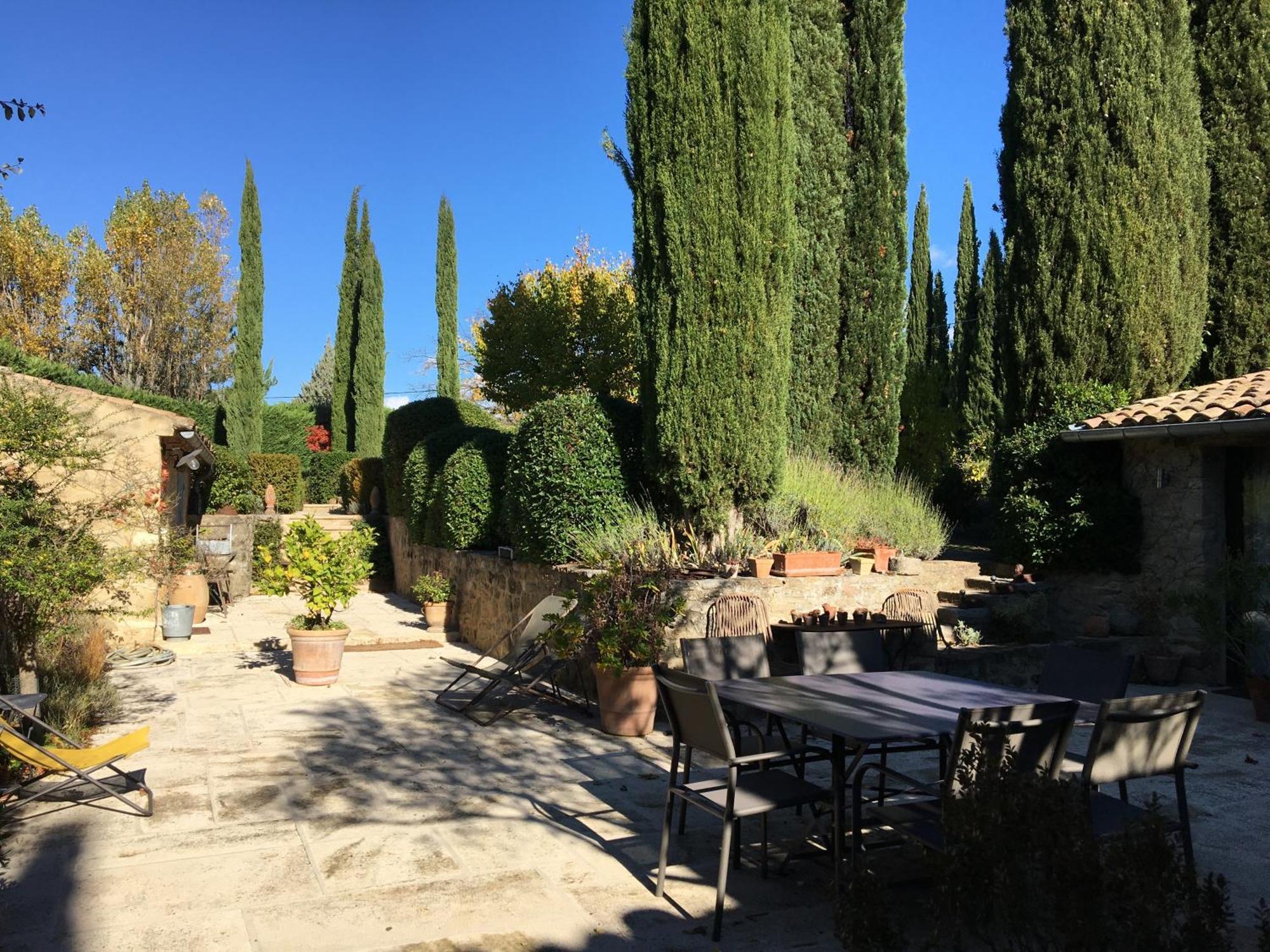 B&B Chambre De Julie Le Jardin Vaison-la-Romaine Luaran gambar