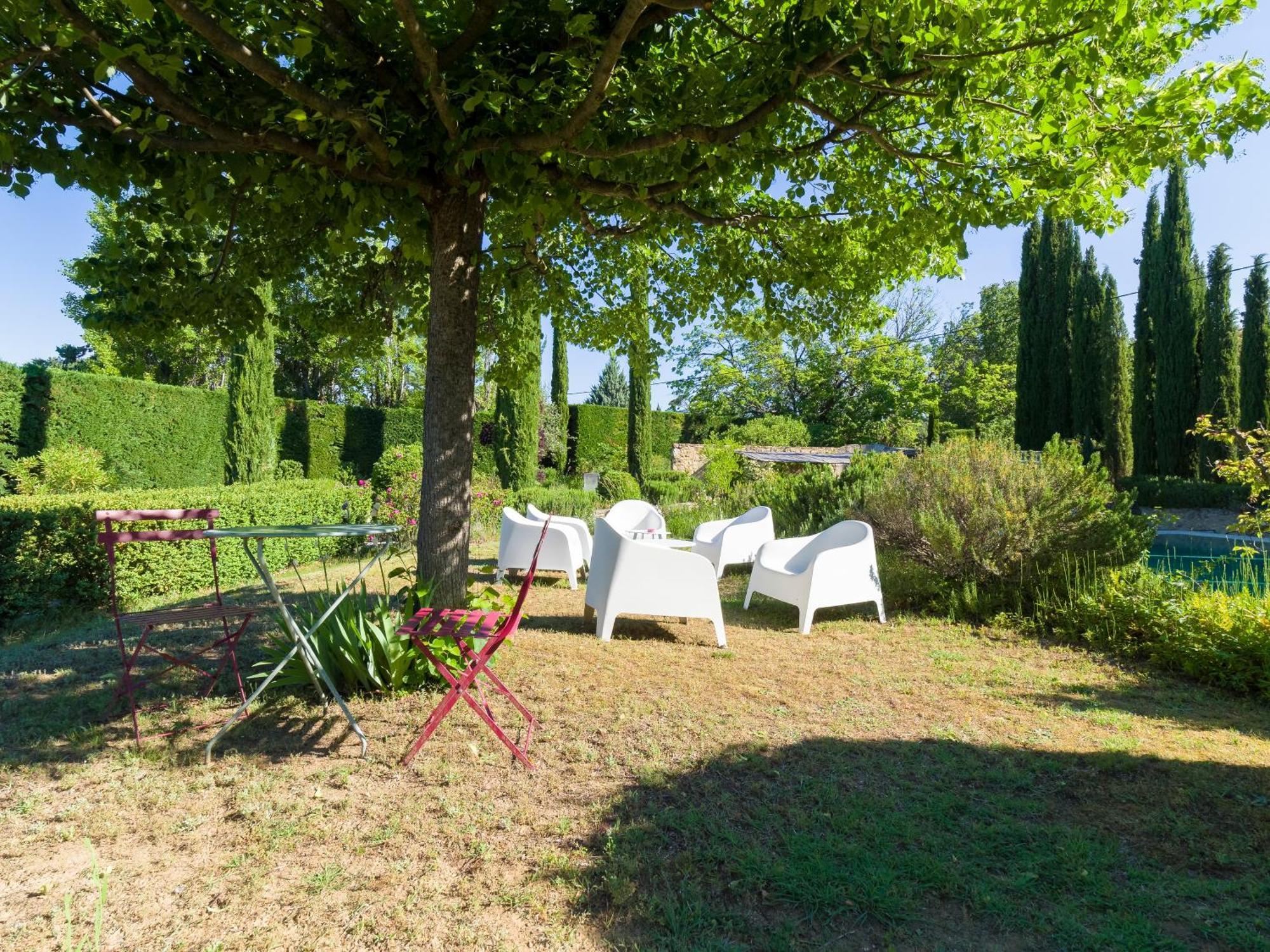 B&B Chambre De Julie Le Jardin Vaison-la-Romaine Luaran gambar