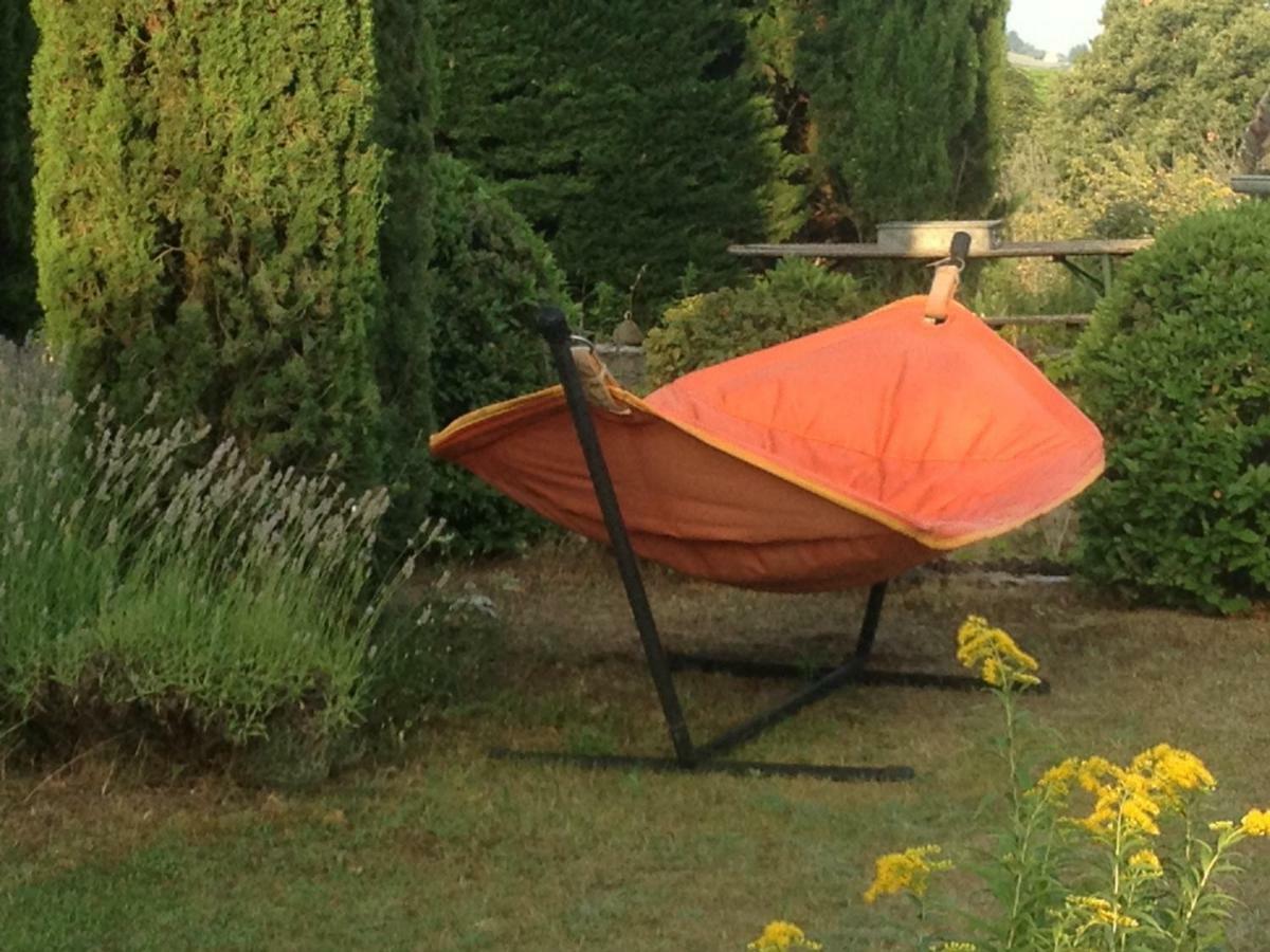 B&B Chambre De Julie Le Jardin Vaison-la-Romaine Luaran gambar